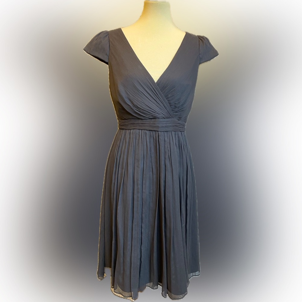 Like New. 100% Silk Ruched Chiffon Dress. Deep Taupe Size 8 Mirabelle